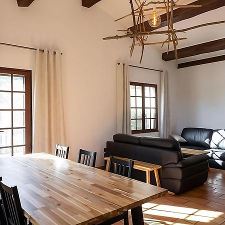 Mas Provencal De 120M2 En Camargue, Avec Piscine Et Parking Inclus, Ideal Pour Des Vacances 阿爾勒 外观 照片