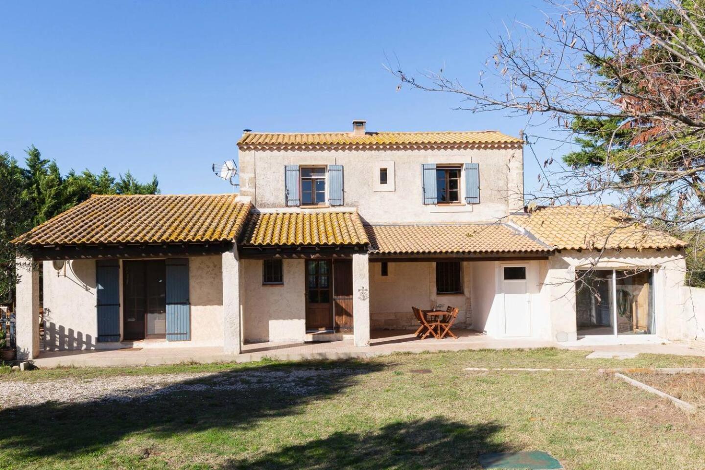 Mas Provencal De 120M2 En Camargue, Avec Piscine Et Parking Inclus, Ideal Pour Des Vacances 阿爾勒 外观 照片