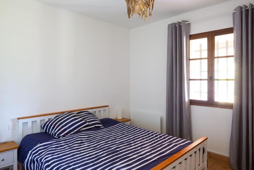 Mas Provencal De 120M2 En Camargue, Avec Piscine Et Parking Inclus, Ideal Pour Des Vacances 阿爾勒 外观 照片