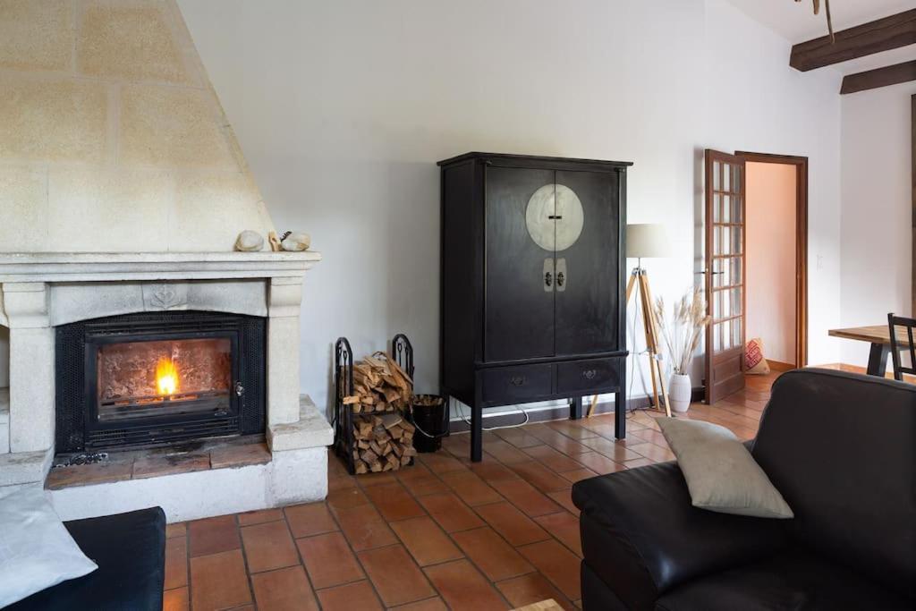 Mas Provencal De 120M2 En Camargue, Avec Piscine Et Parking Inclus, Ideal Pour Des Vacances 阿爾勒 外观 照片