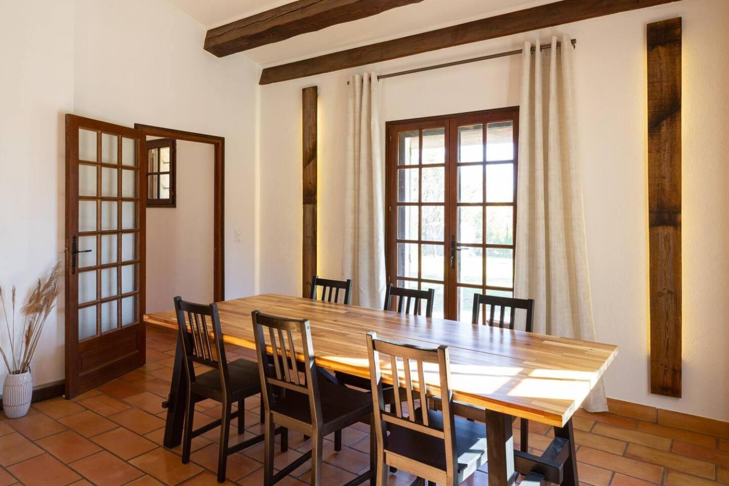 Mas Provencal De 120M2 En Camargue, Avec Piscine Et Parking Inclus, Ideal Pour Des Vacances 阿爾勒 外观 照片